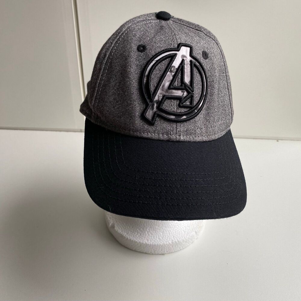 Marvel Avengers Age of ultron dark gray & black hat One size fits most 2012